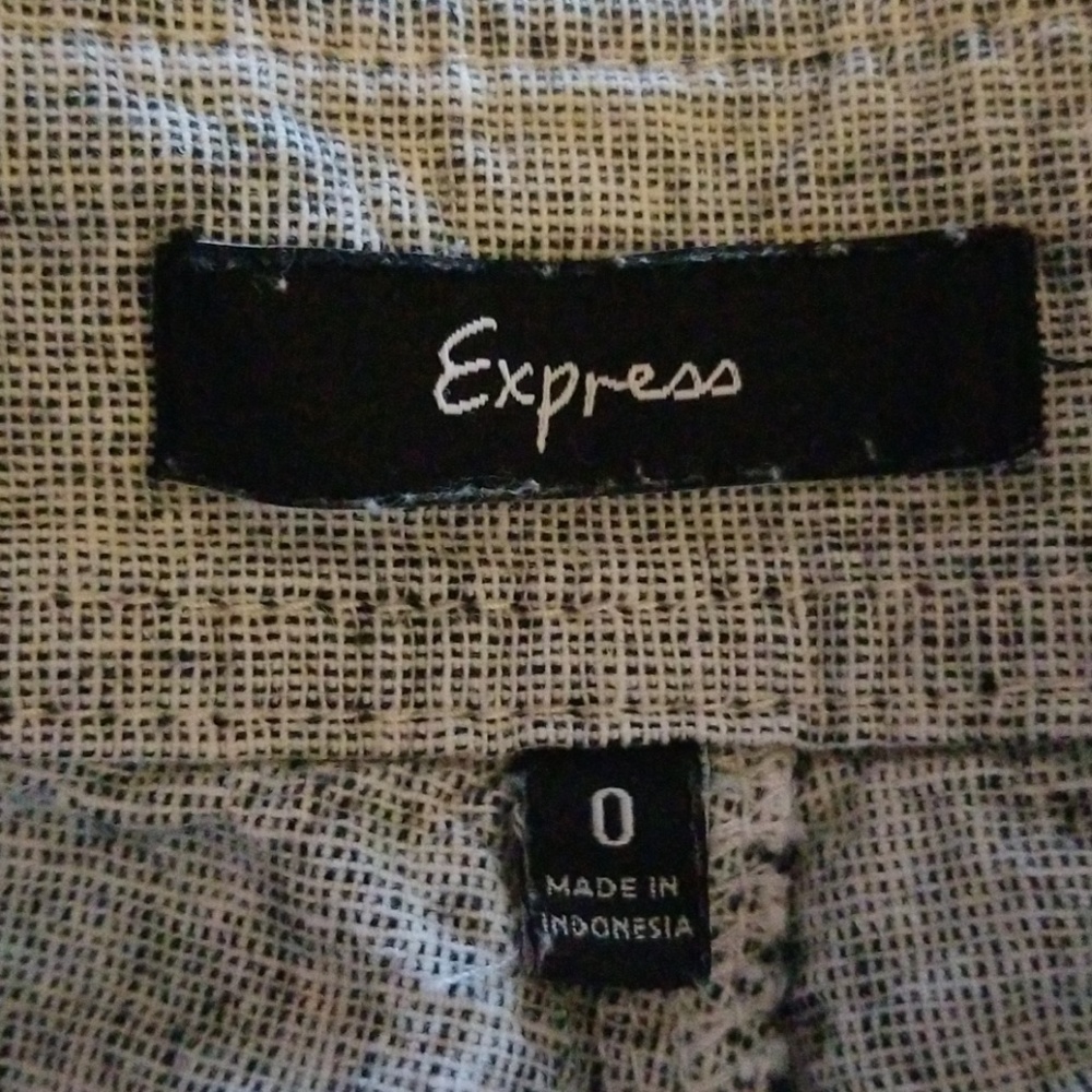 Express gray button front shorts - Picture 3 of 3